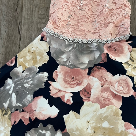 Big Girls Floral High Low Social Dress size 8 - Picture 9 of 9